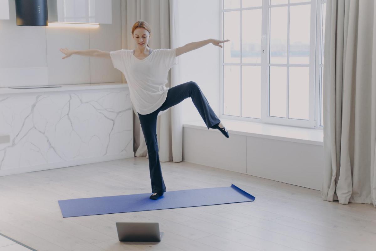 Four Simple Exercises You Can Do to Promote Your Balance and Coordination